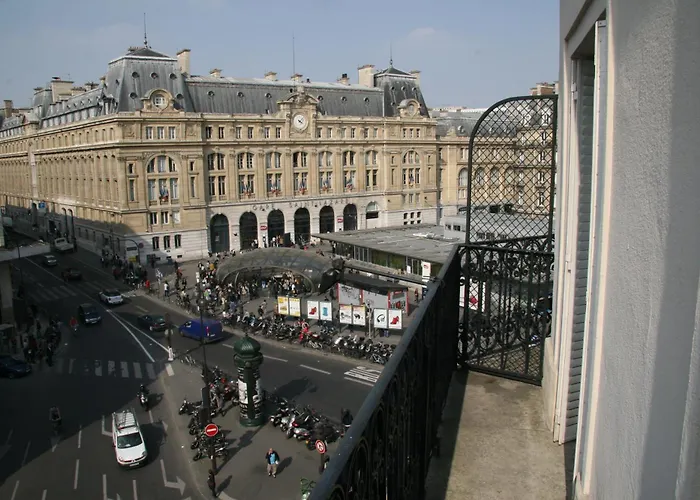Hotel Bellevue Saint-Lazare Paris